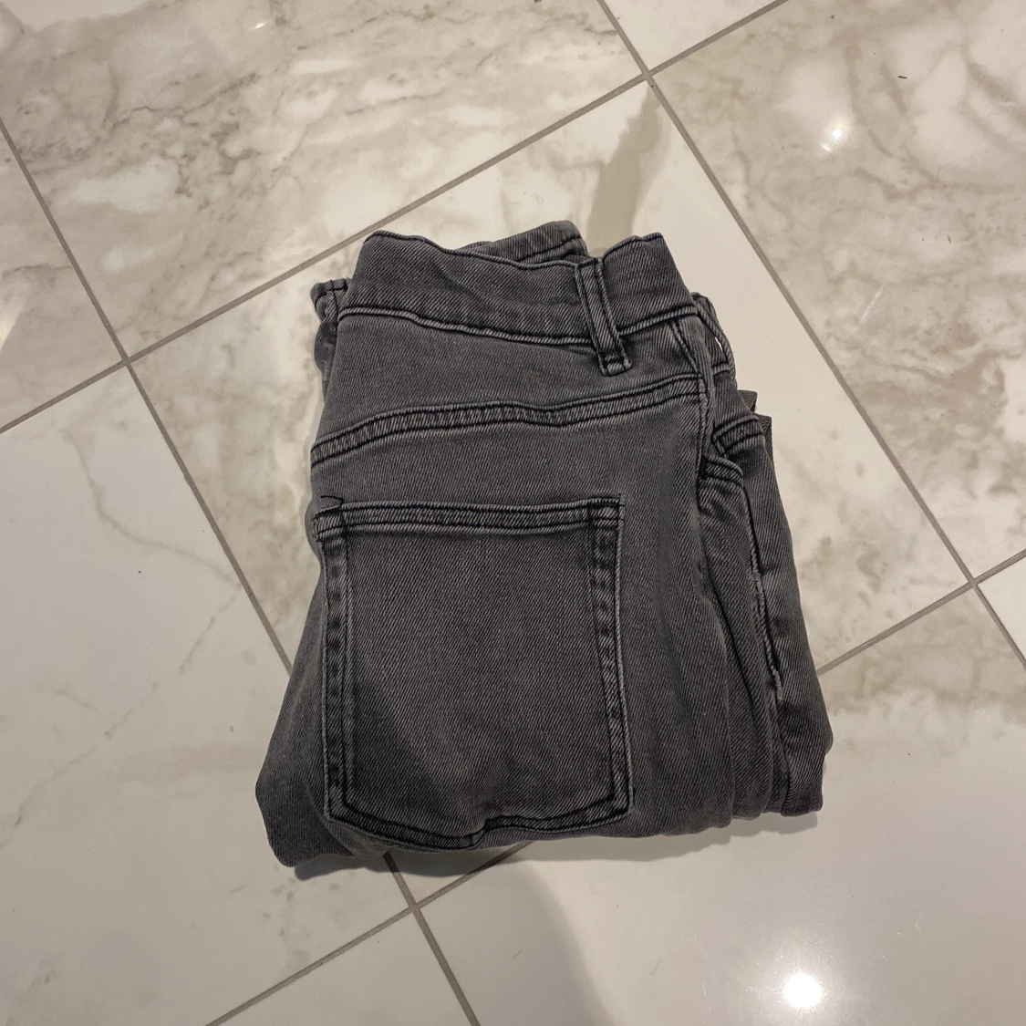 Grå jeans från Lindex, storlek 158