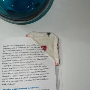 Gullig bokmärke  - Handgjort bokmärke med kärlek 