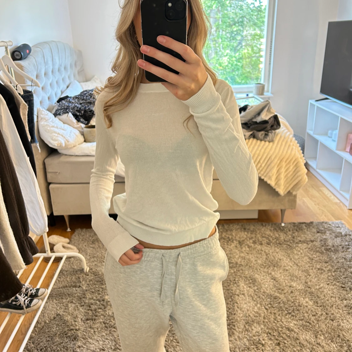 Vit långärmad stickad tröja