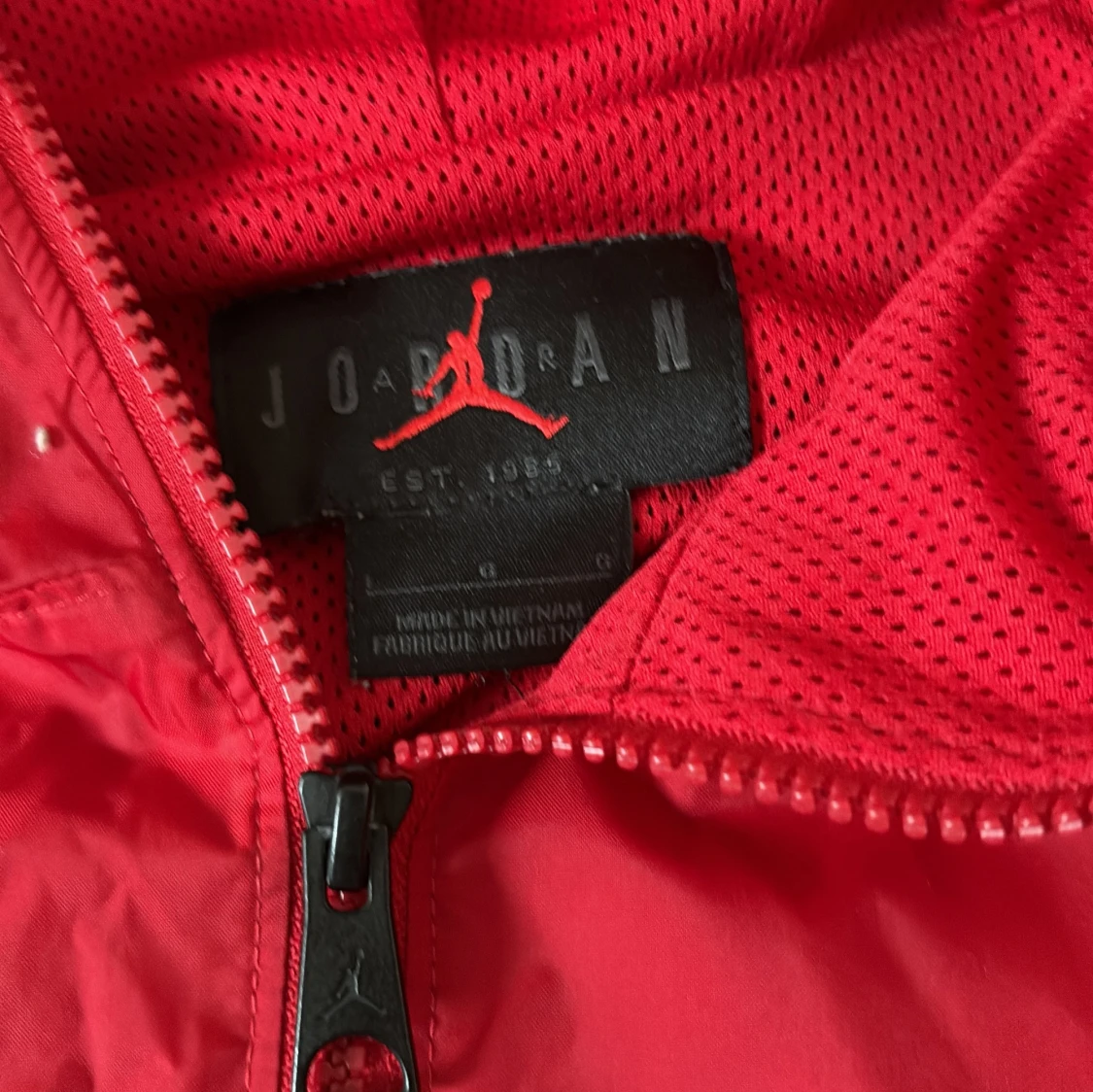 Röd och svart Jordan vindjacka - 2