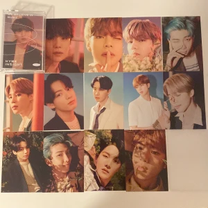HYBE Insight: We Believe in Music - En exklusiv fotobok och samlarkort från HYBE Insight, perfekt för fans av K-pop och musik. Innehåller högkvalitativa bilder på artister och ett snyggt kassettfodral. Perfekt för unga musikälskare och samlare!