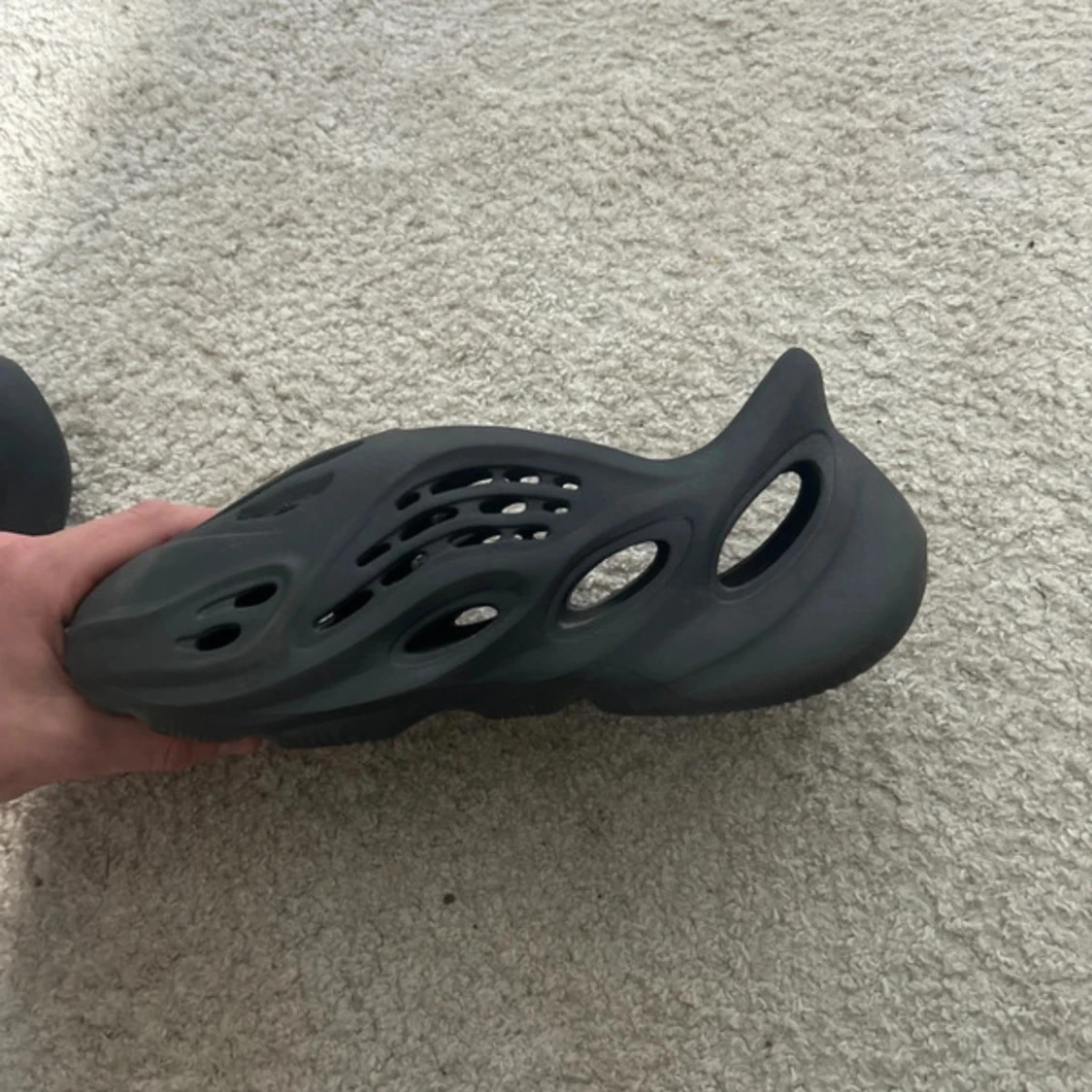 Adidas Yeezy Foam Runner svart - 2