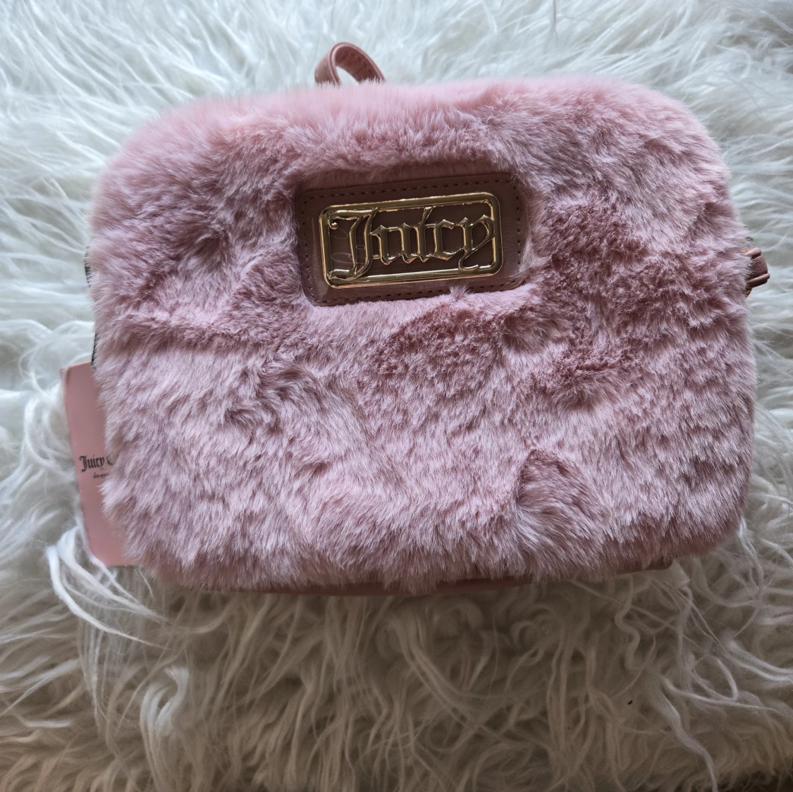 Rosa fluffig axelväska från Juicy Couture - 3