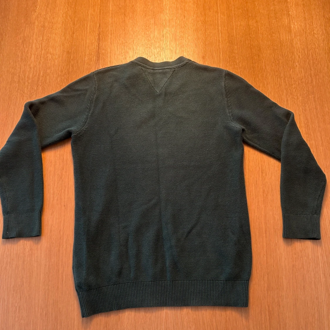 Mörkgrön stickad tröja Tommy Hilfiger - 2