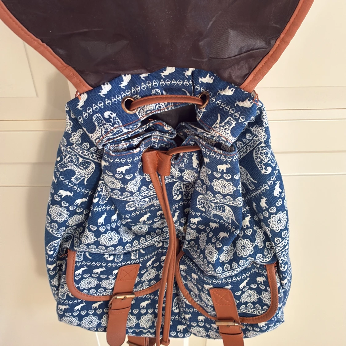 Blå ryggsäck med elefantmönster - 2