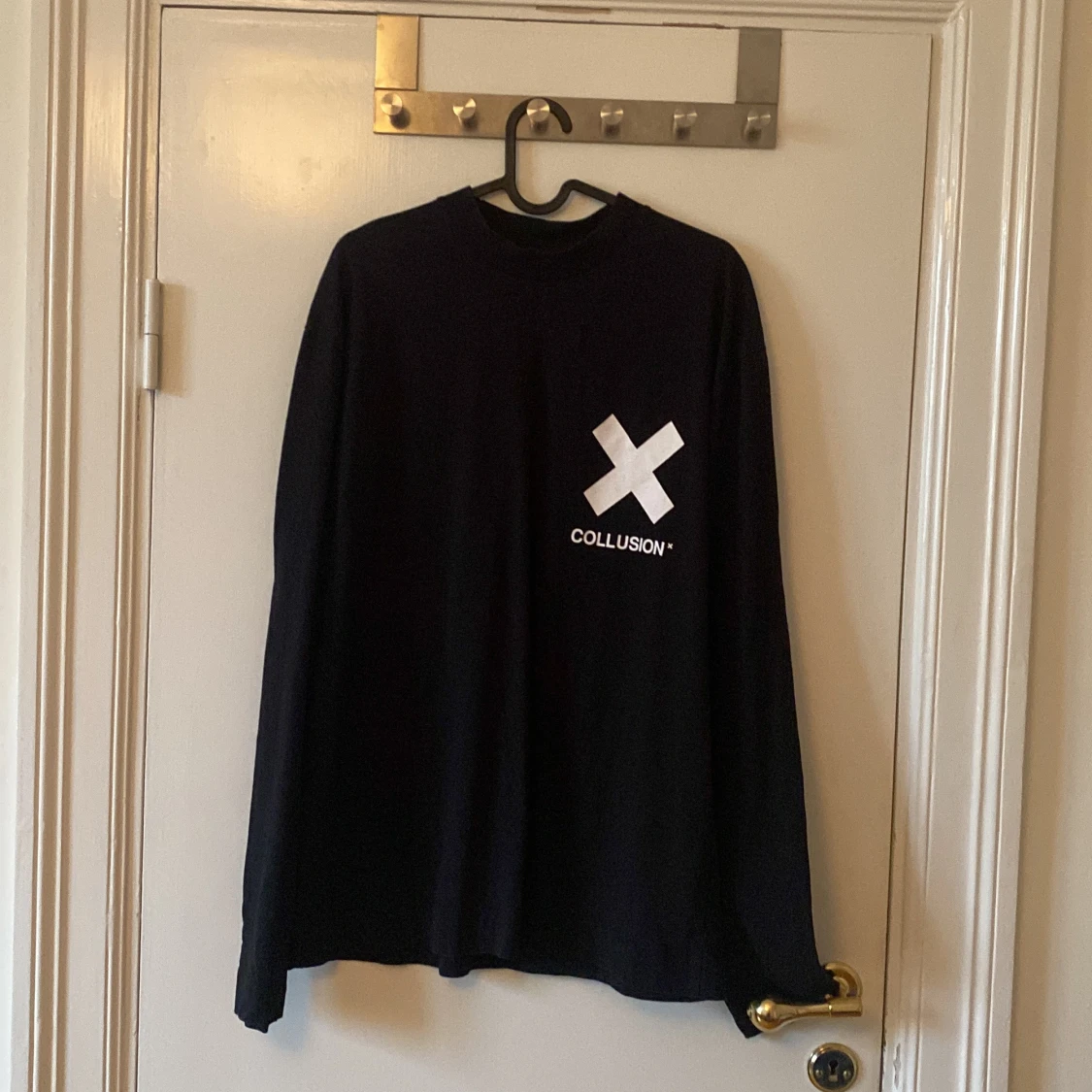 Svart långärmad tröja från Collusion