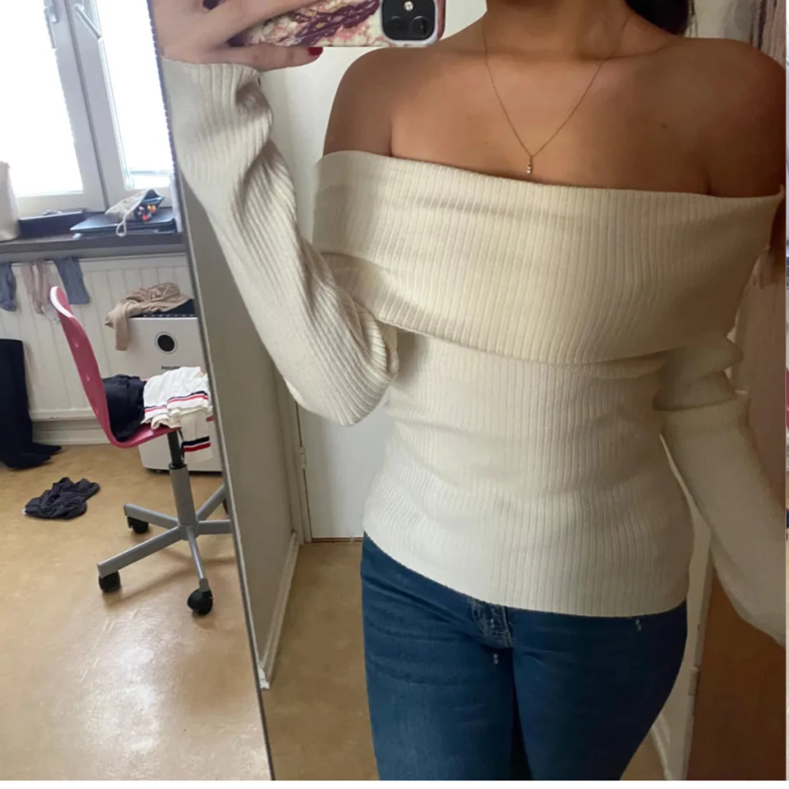 Offshoulder ribbad vit topp - 4