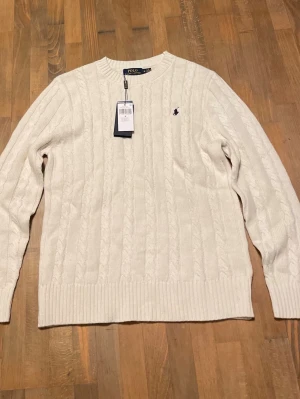 Polo Ralph Lauren tröja - Polo tröja helt oanvänt..