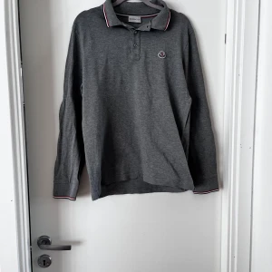 Grå Moncler pikétröja långärmad - Moncler pike tröja