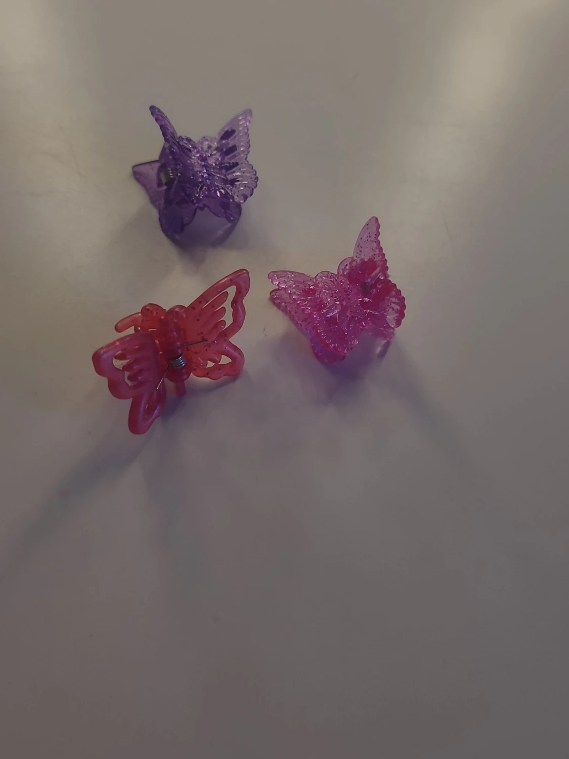 Fjärilsformade hårklämmor 