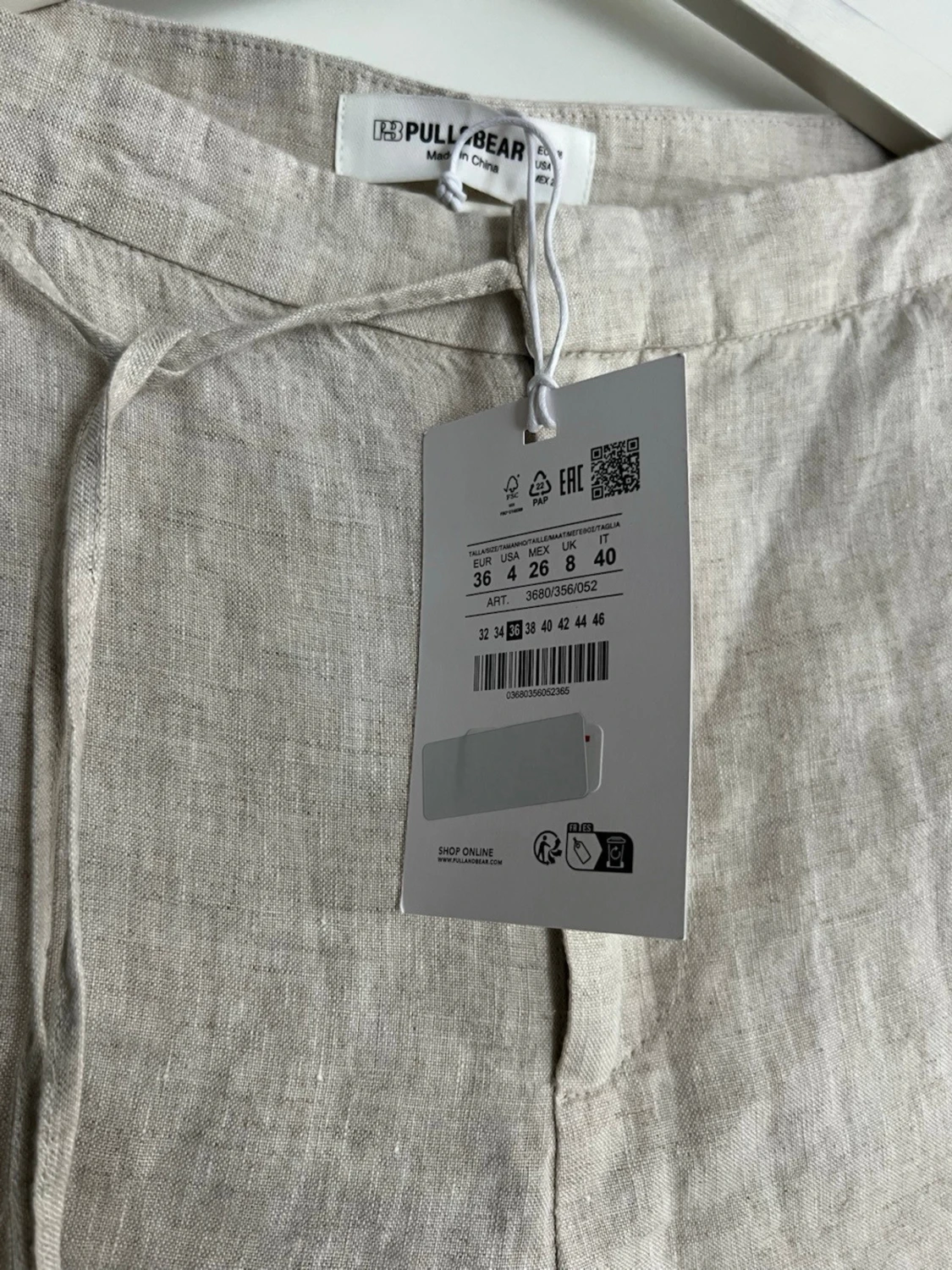 Beige linnebyxor från Pull&Bear - 3
