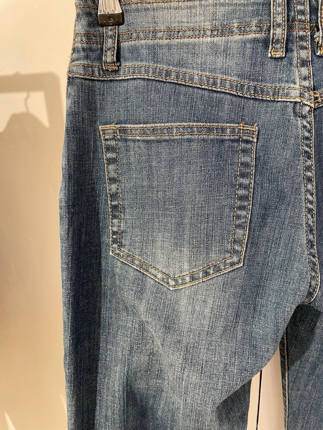 Blå jeans från Edikted - 2