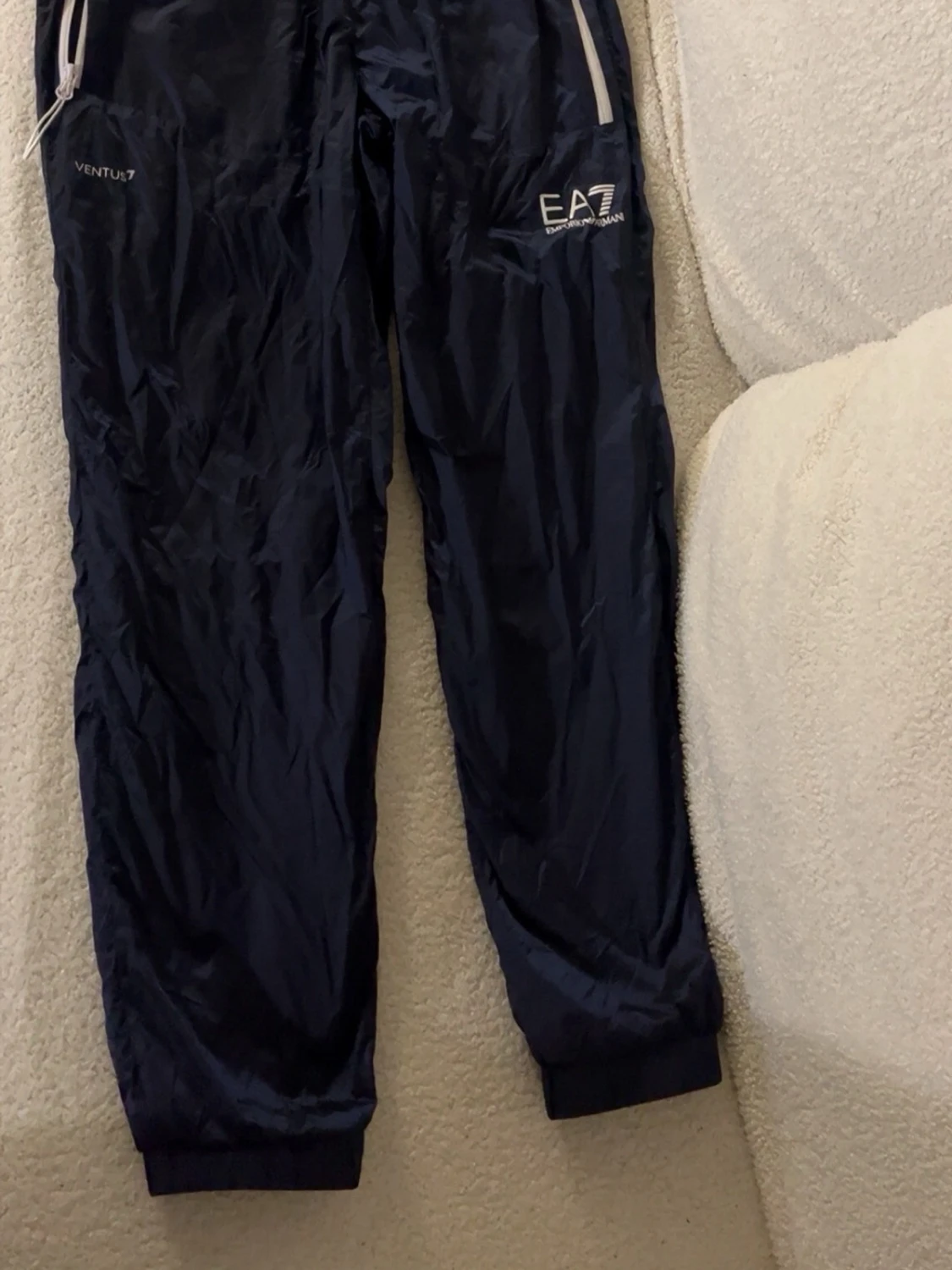 Vit och marinblå EA7 vindjacka - 2