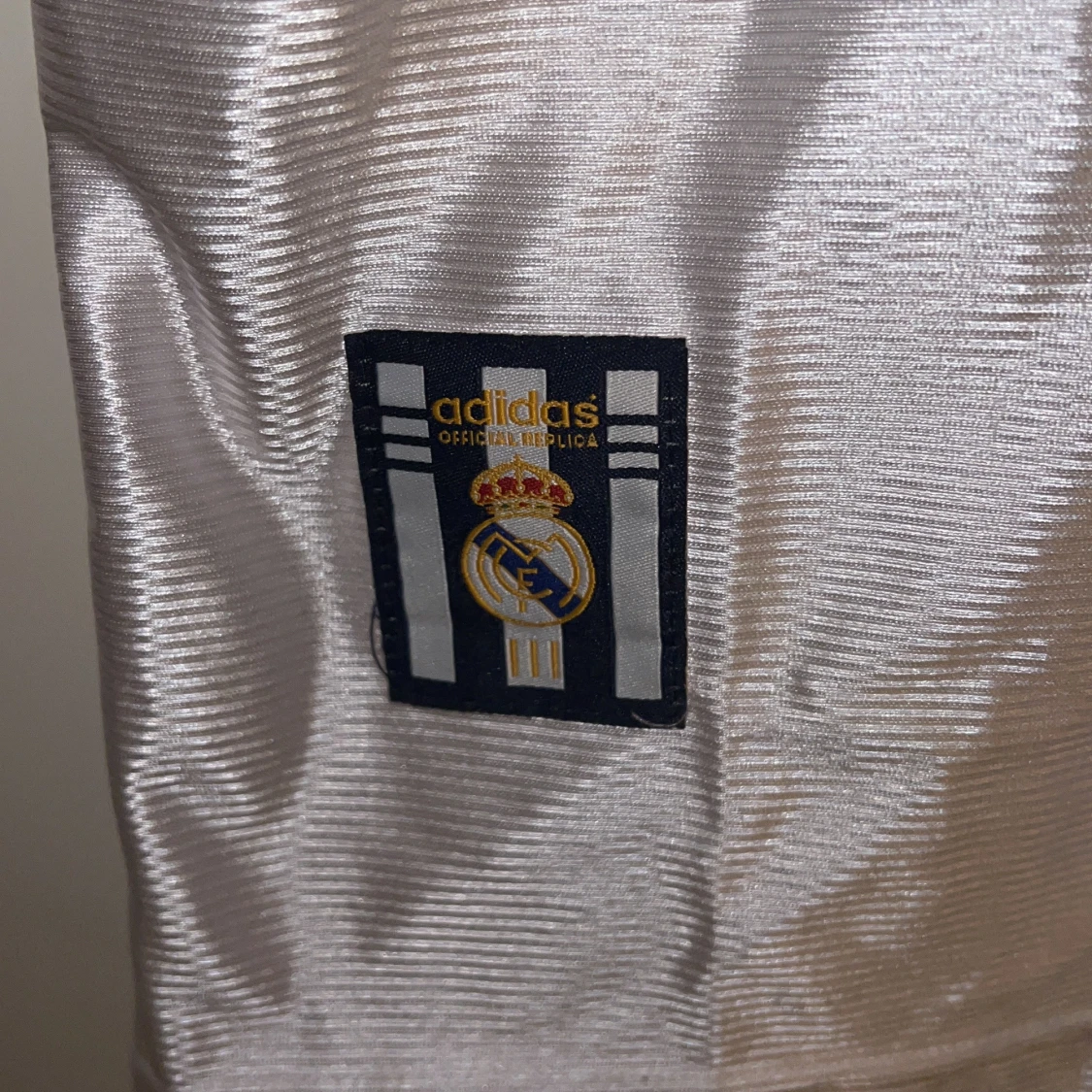 Real Madrid hemma tröja från 1999/Roberto Carlos (3) - 4