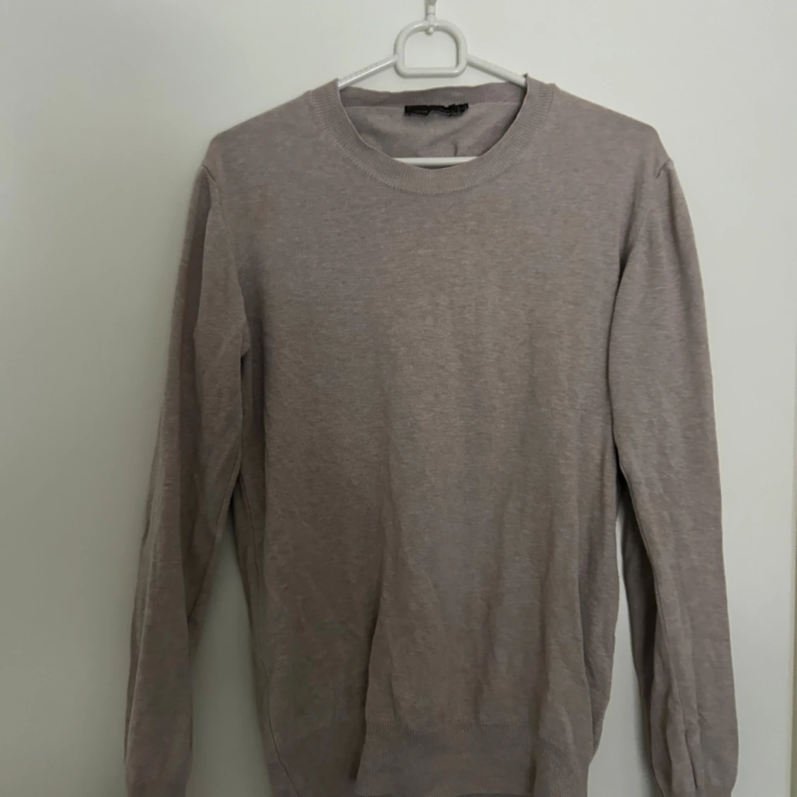 Oscar Jacobsson beige sweatshirt