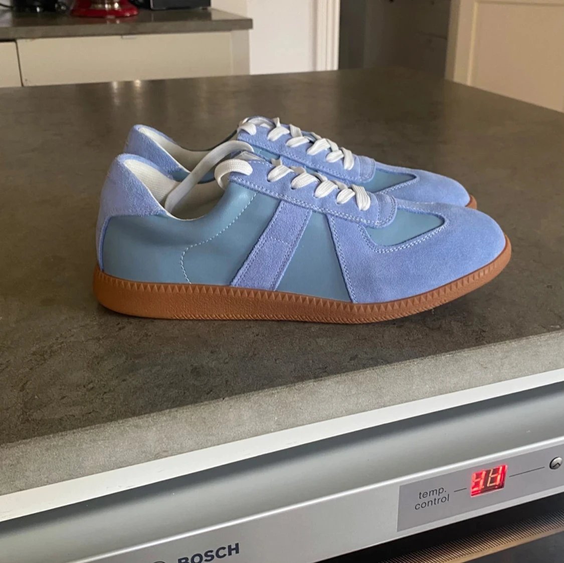 Söker maison margiela i olika färg  - 2