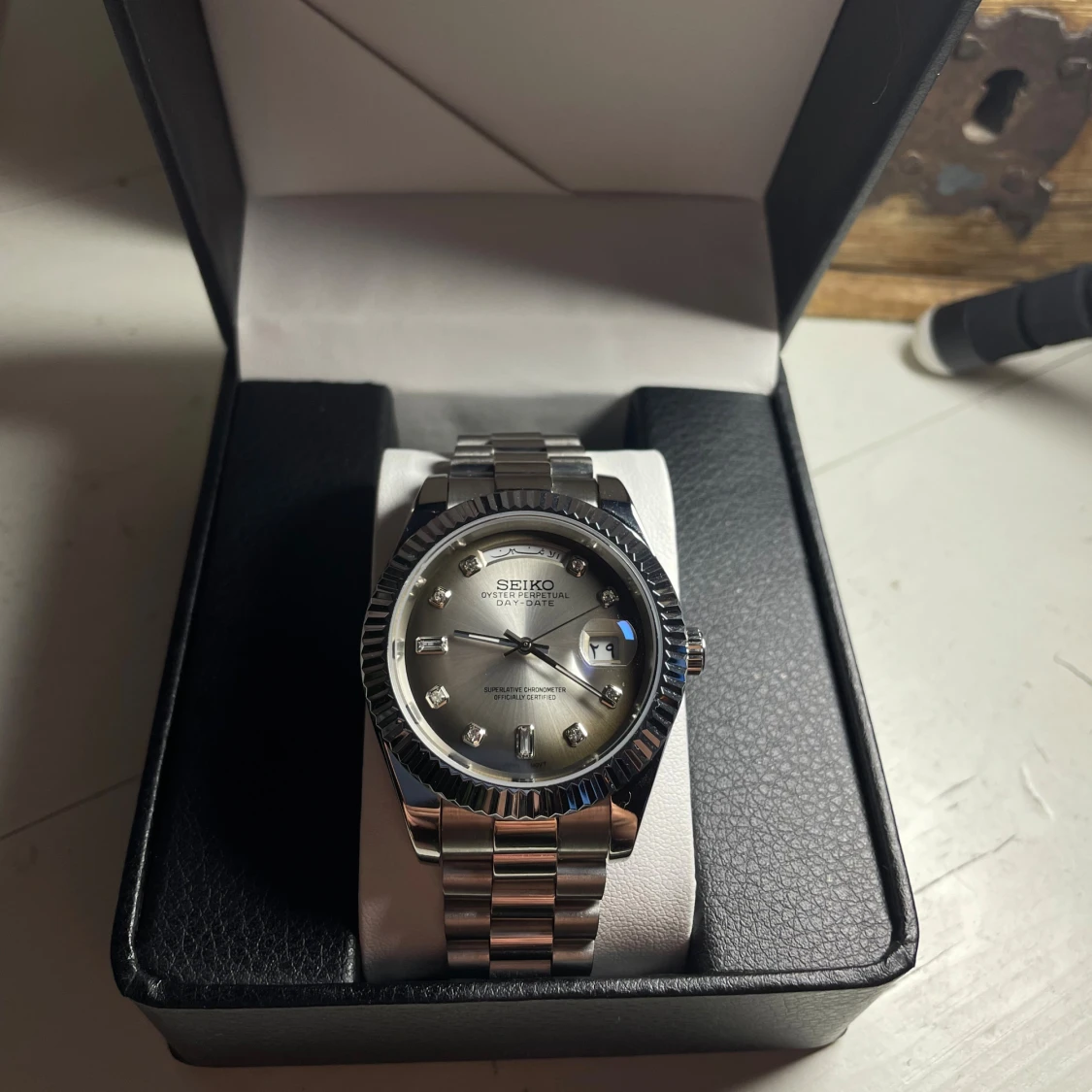 Seiko Day-Date Mod - 1