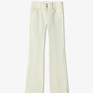 Vita bootcut jeans - Vita bootcut jeans från bershka dem är i storlek 38 men passar mig som oftast är S. Längden är ungefär 161cm. Dem är i bra skick❤️