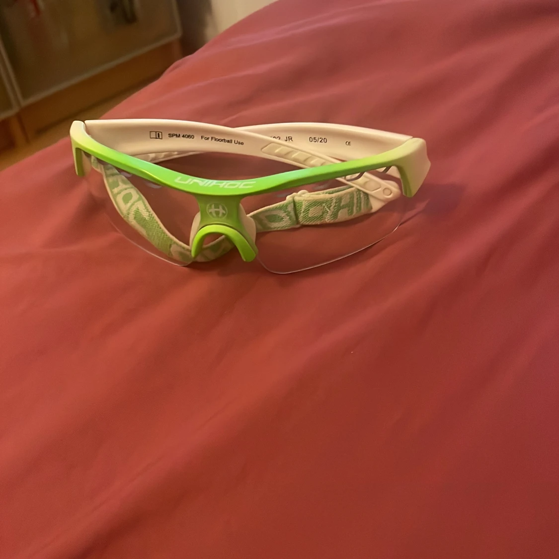Unihoc innebandyglasögon grön/vit - 2