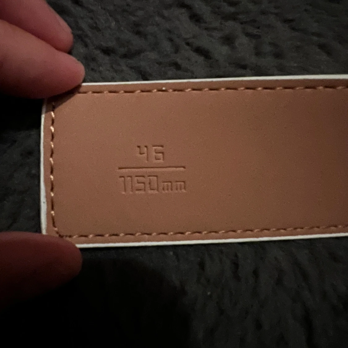 Snyggt svart bälte  - 2