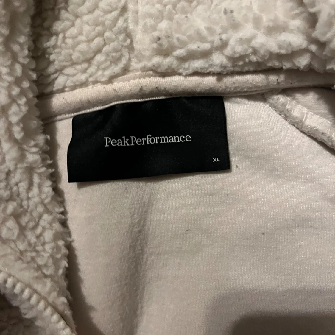 Vit teddyjacka Peak Performance XL - 1