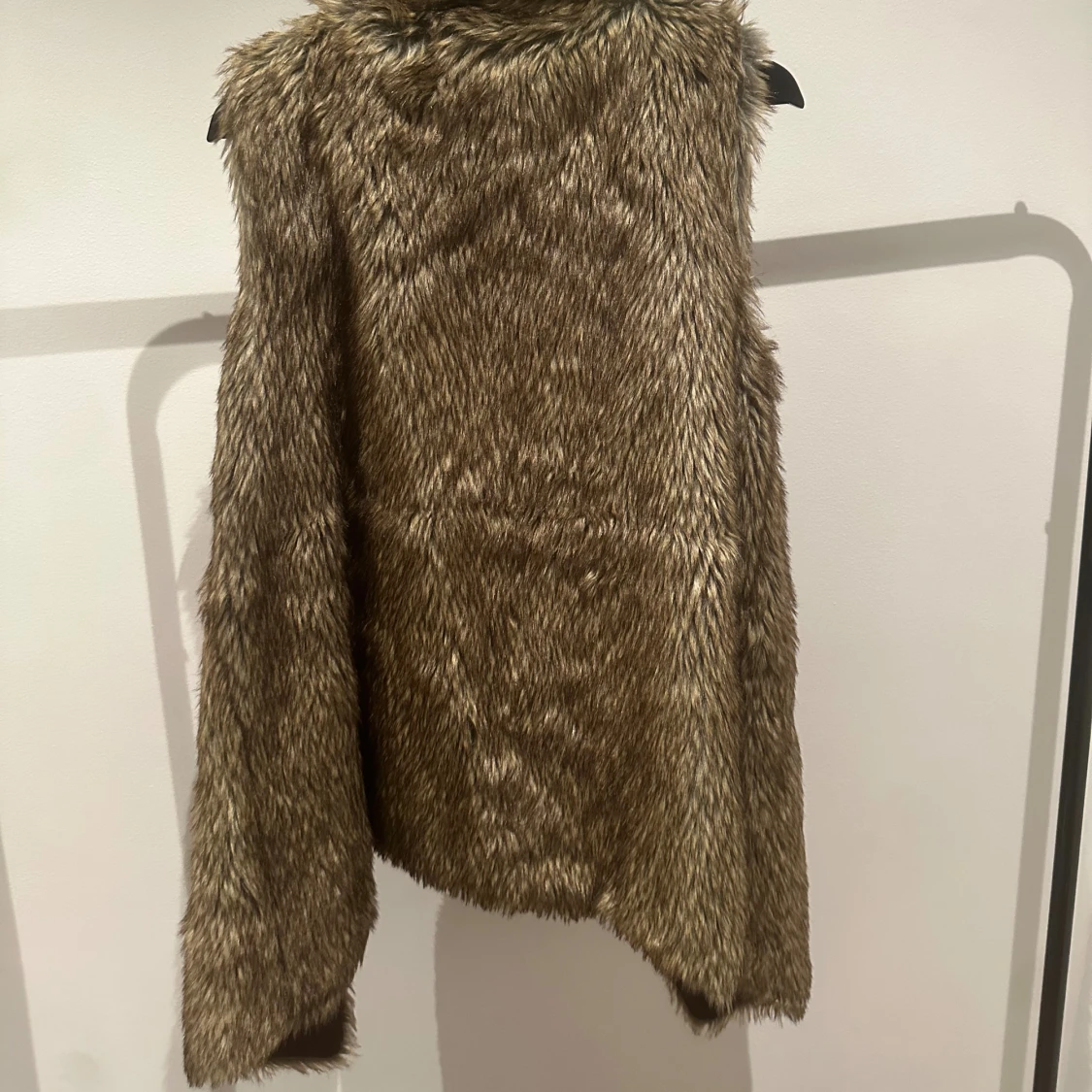 Brun pälsväst från FAV - 1