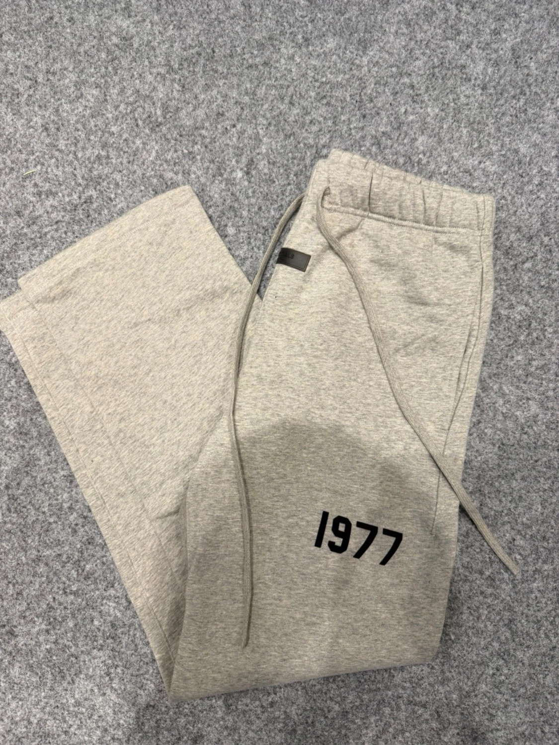 Essentials FOG 1977 gray baggy sweatpants - 2