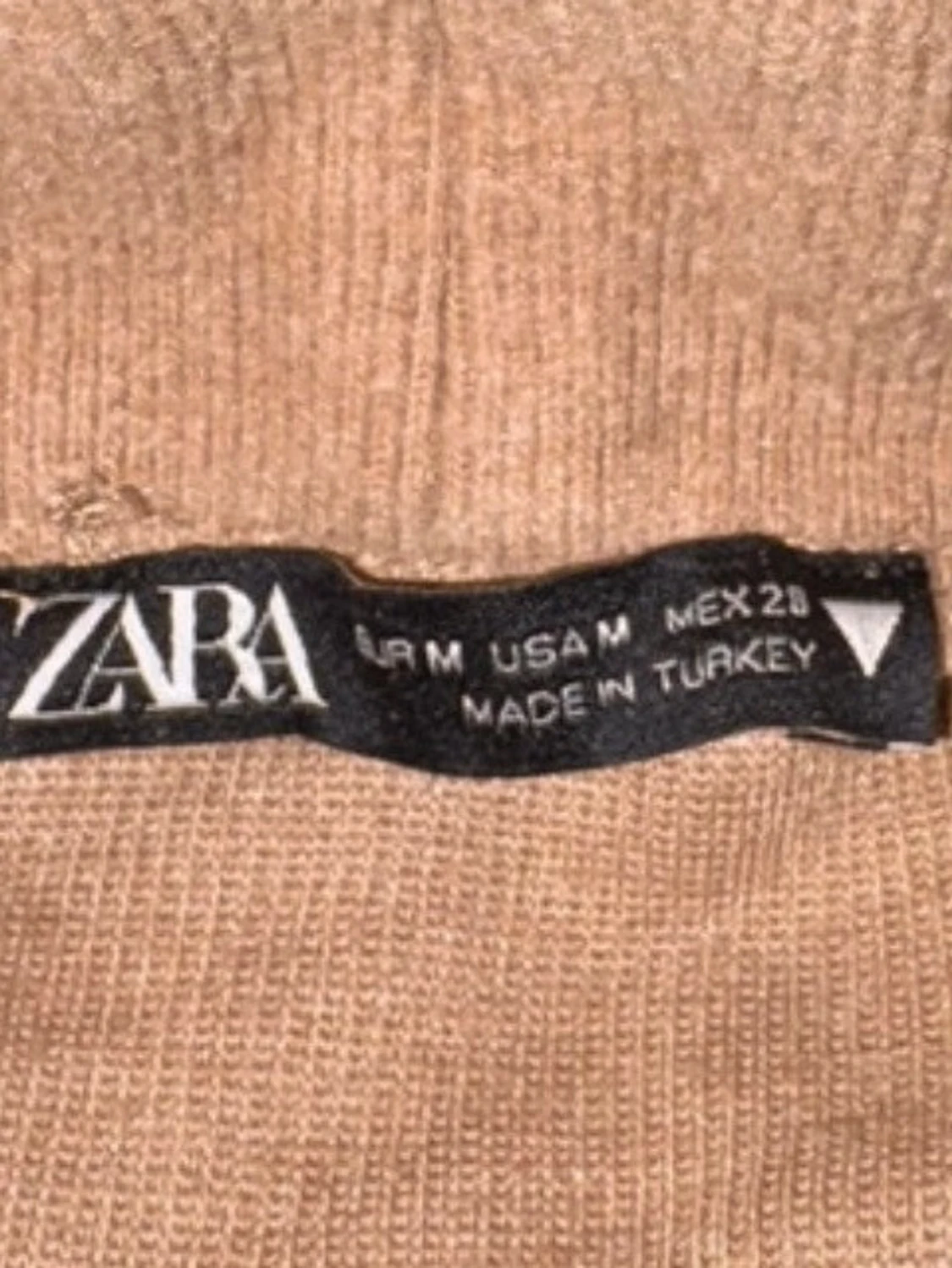 Beige ärmlös polotröja från Zara - 1