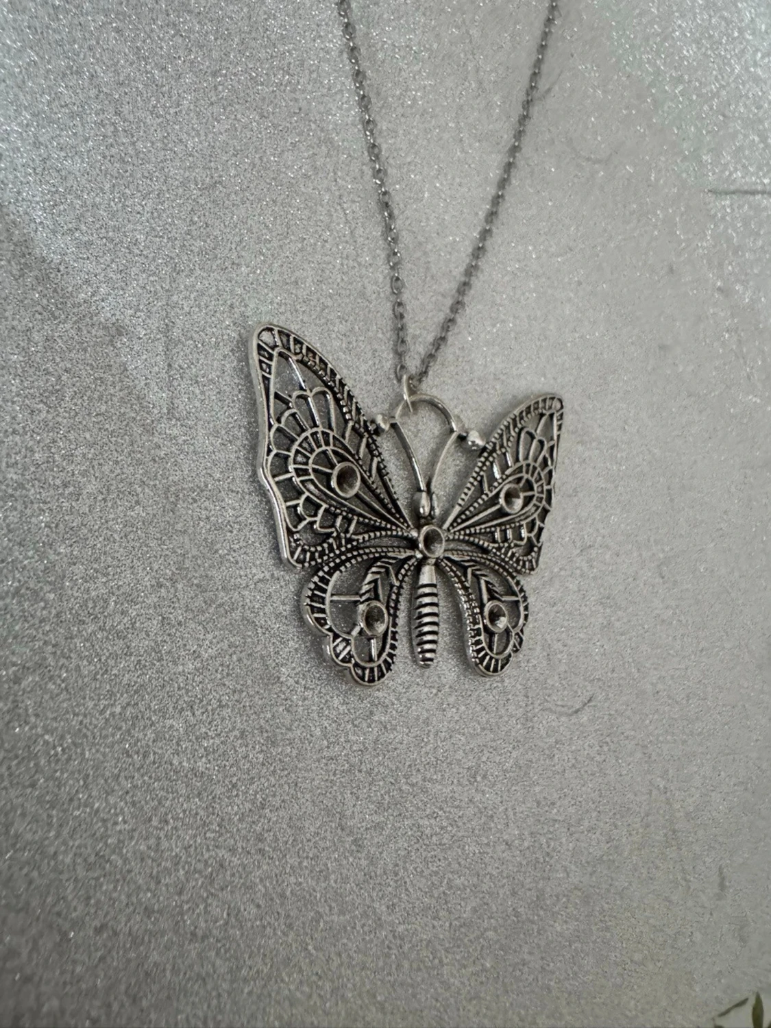 Halsband större fjäril - 1