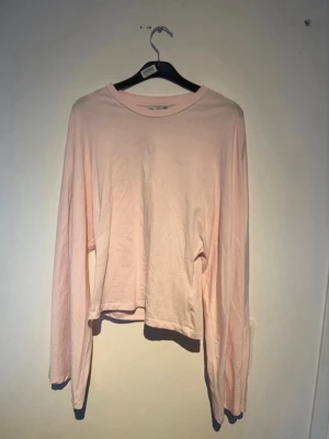 Tröja ifrån lager 157 - Använd 1 gång fint skick