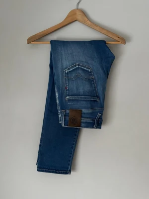 Blå Replay Anbass jeans herr - Replay Anbass jeans | Storlek 30/30 | Mycket bra skick | Ställ gärna frågor 🙌🏼| Priset kan diskuteras 
