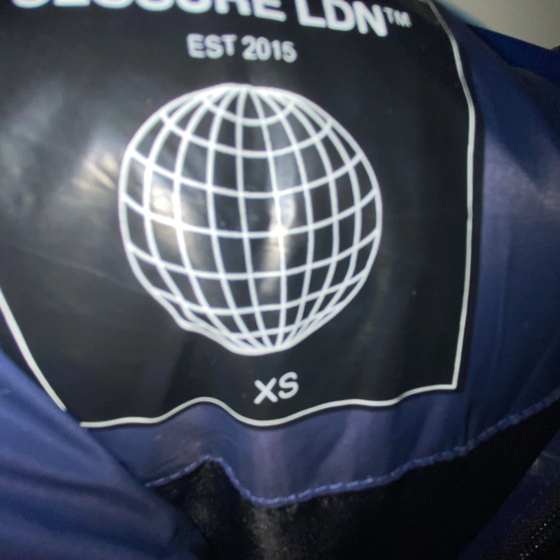 Blå pufferjacka från Closure LDN XS - 2