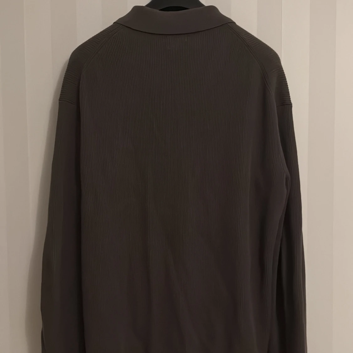 Khakigrön kofta  från Massimo Dutti - 1