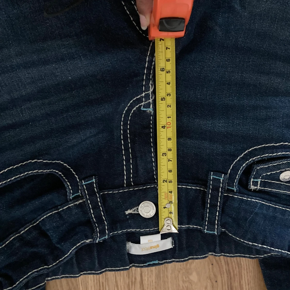 Mörkblå jeans från Gina Tricot Young - 2