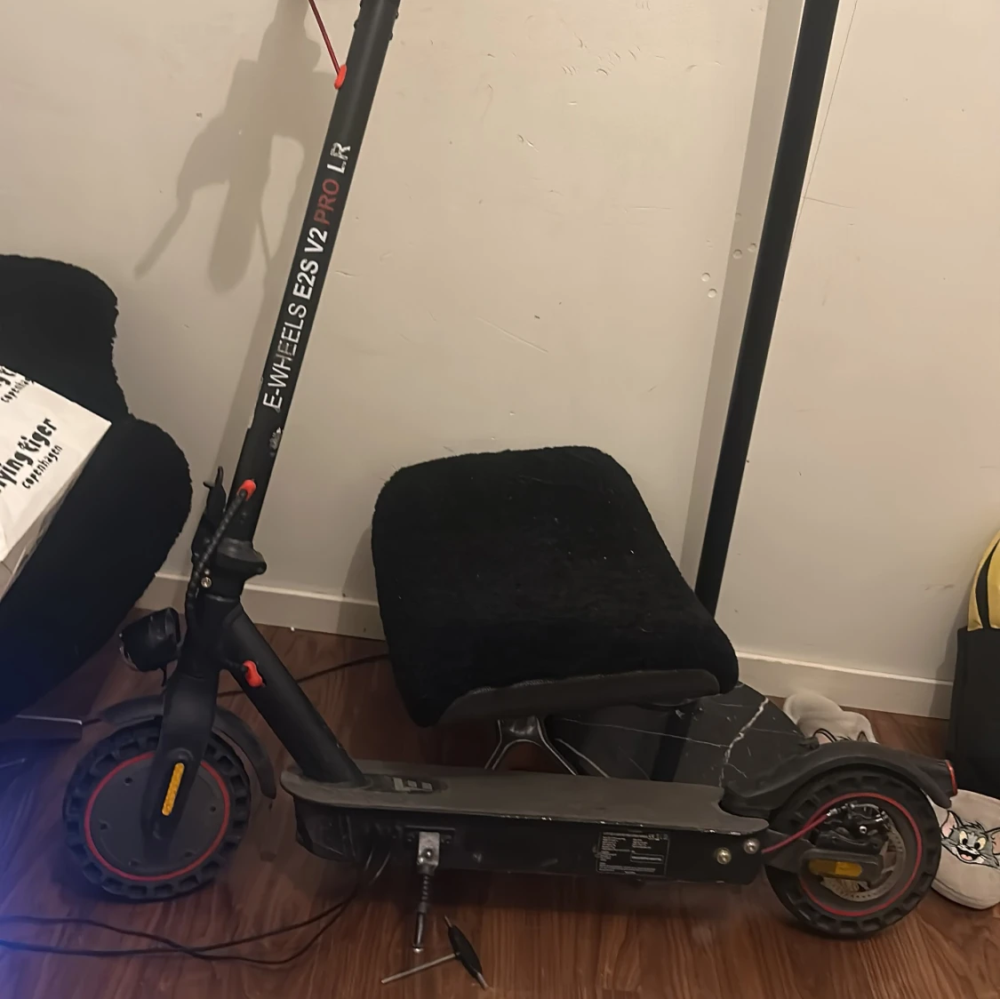 E-Wheels E2S V2 Pro LR Elscooter