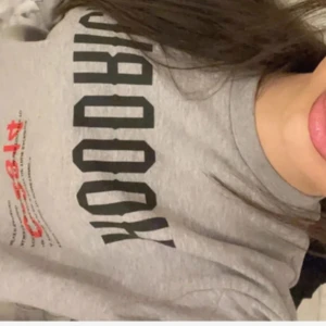 Grå tröja från Hoodrich - Hoodrich tröja äkta. Pris kan diskuteras