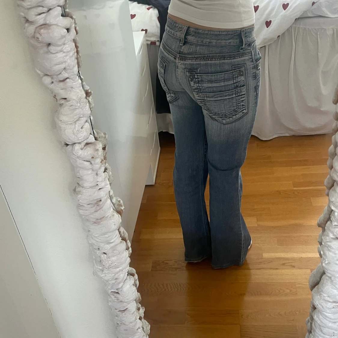 Blå bootcut jeans från Sharparrow - 3