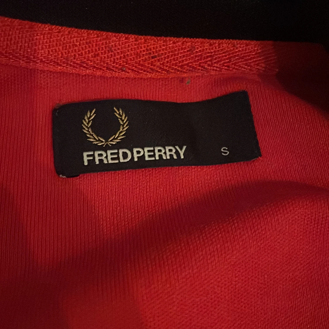 Röd och svart track jacket Fred Perry - 2
