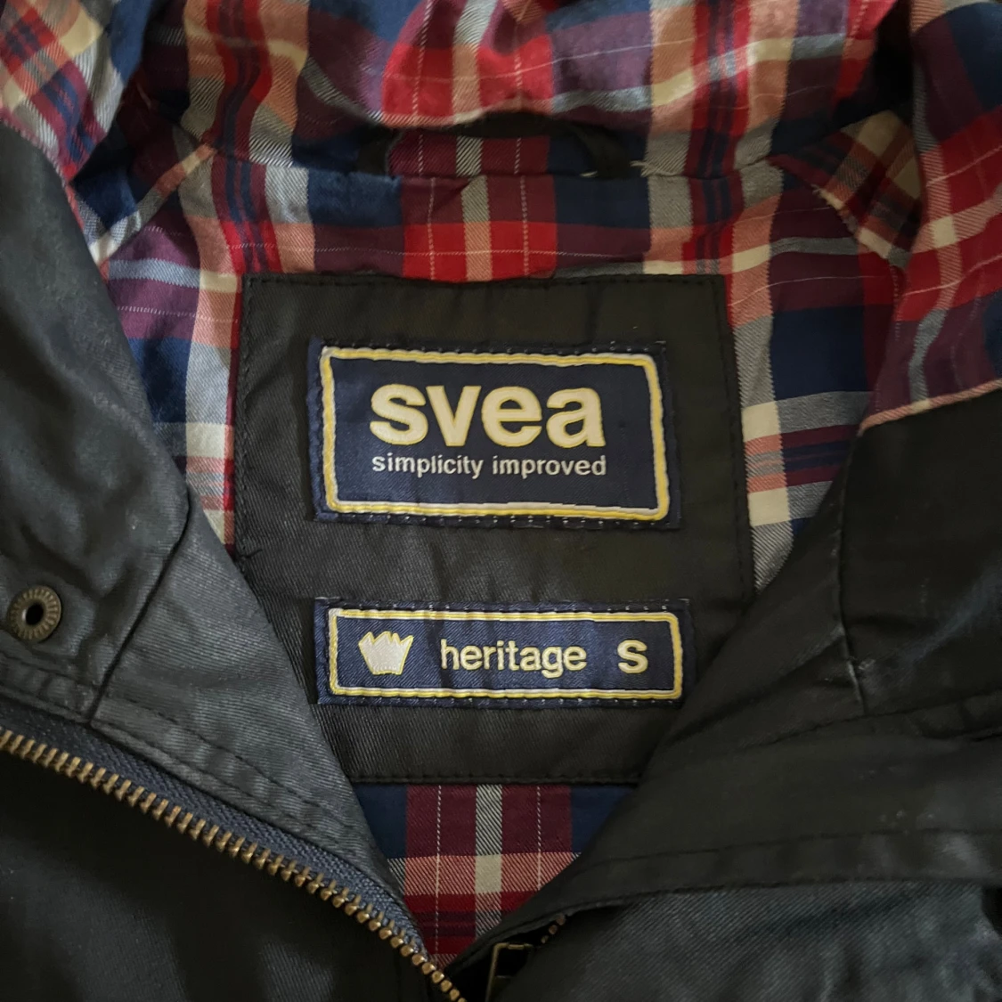 Mörkblå vindjacka från Svea, S - 2