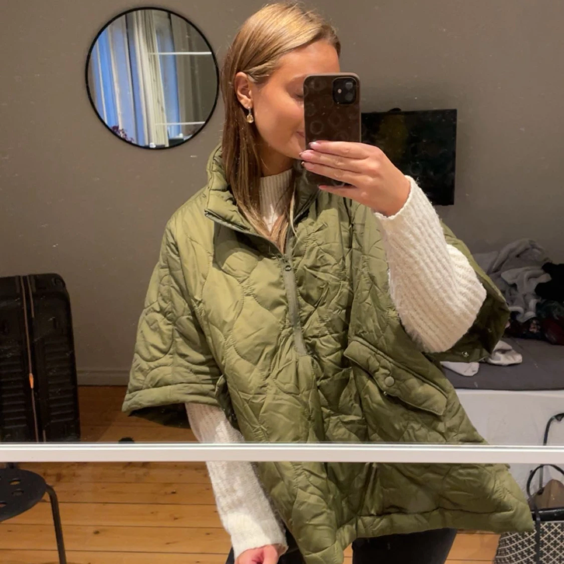 Olivgrön quiltad pufferjacka