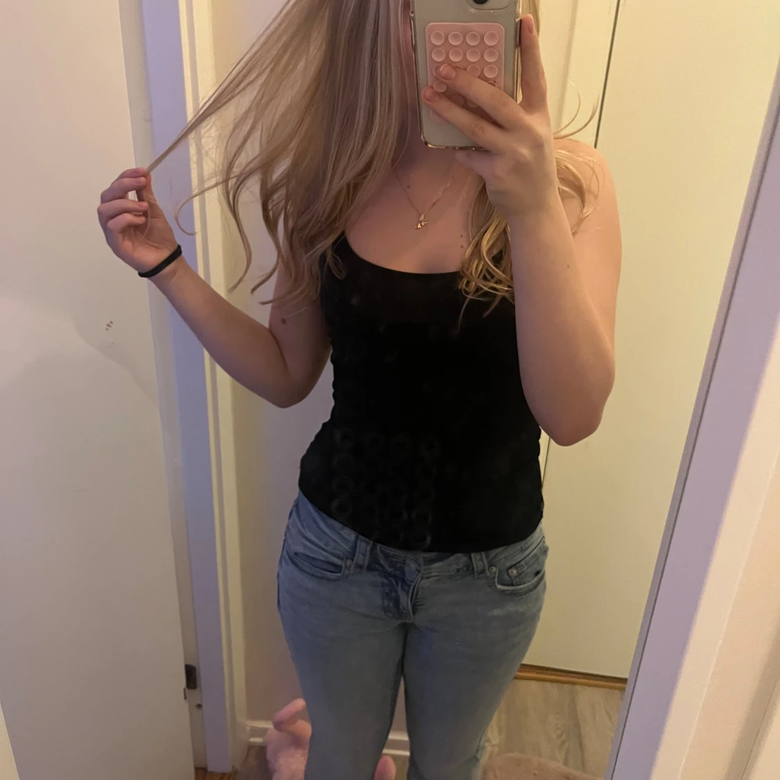 Bootcut jeans från Gina tricot 