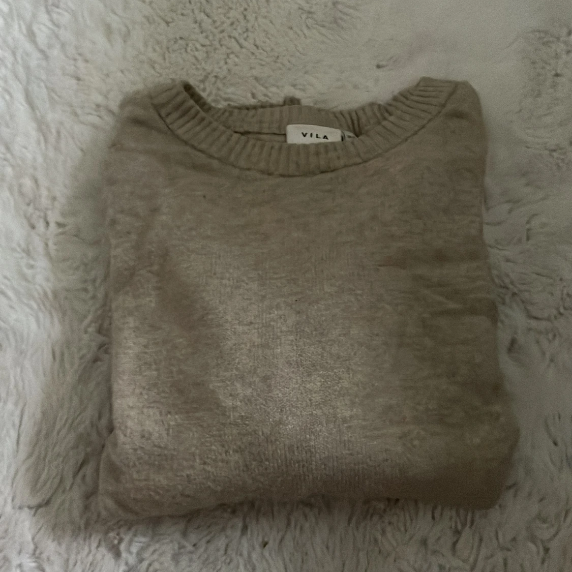 Beige stickad tröja  - 1