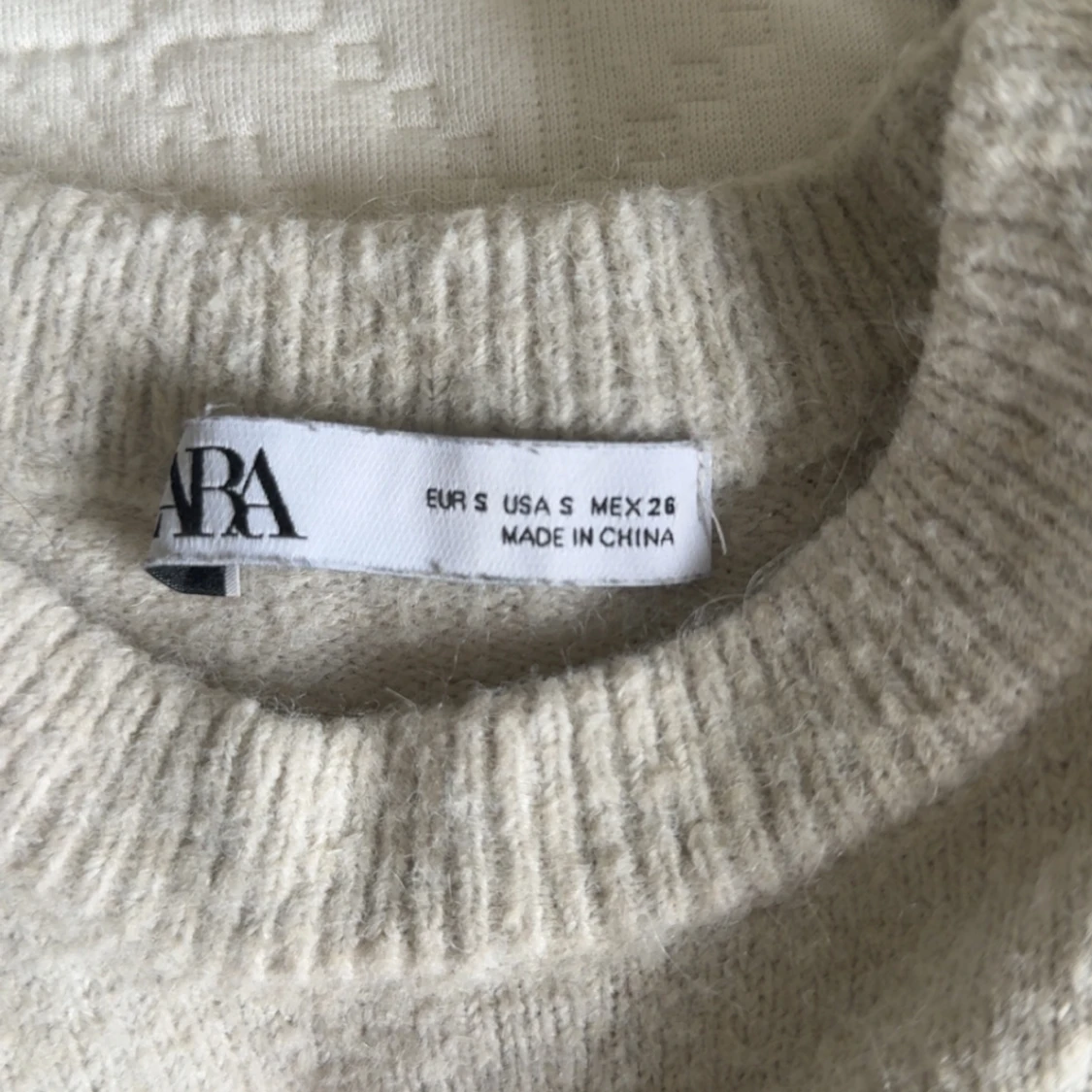 Randig stickad tröja från Zara - 1