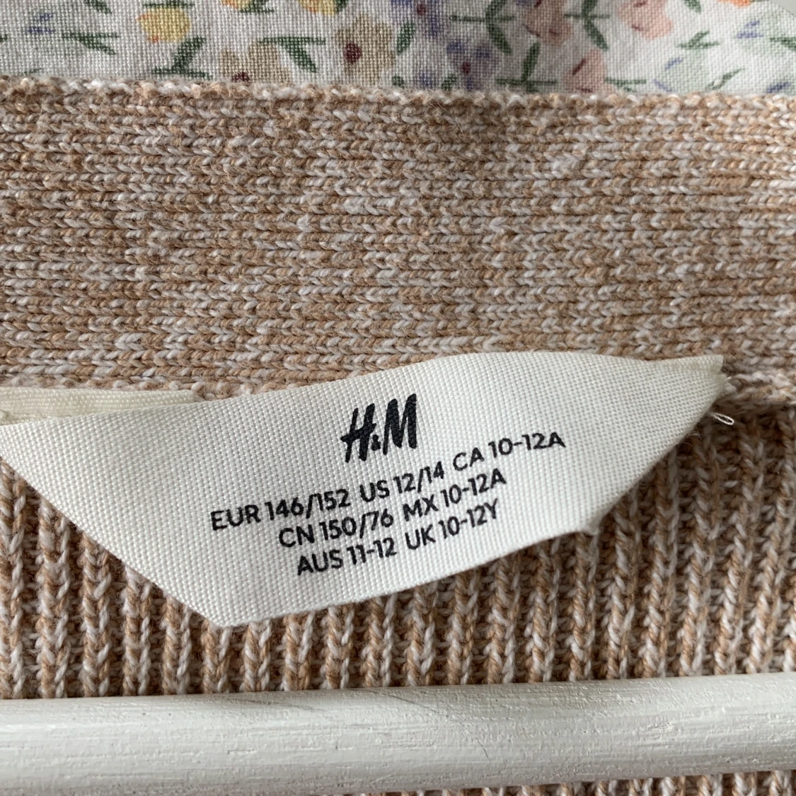 Beige ribbad kofta från H&M - 2