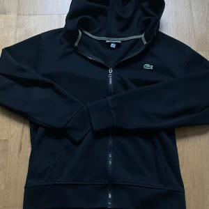 Lacoste zip  - Lacoste zip Size M color black 