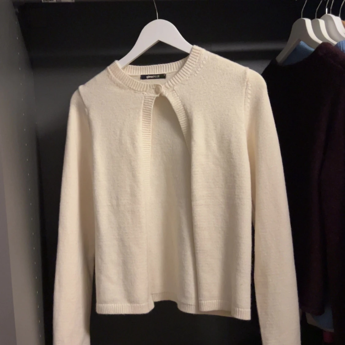 Vit kofta från Gina Tricot - 1