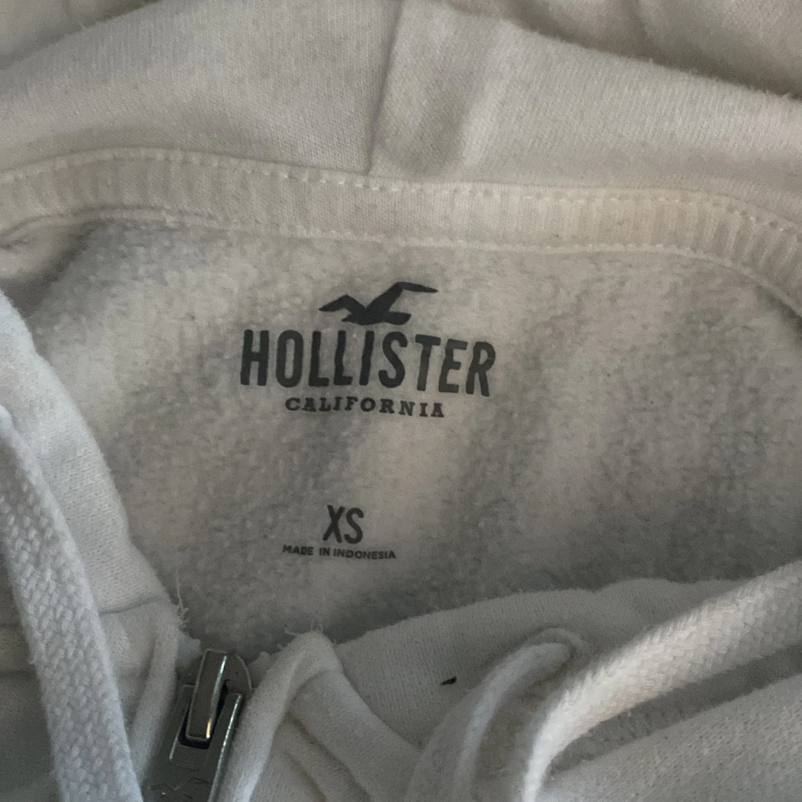 Vit hoodie från Hollister XS - 2
