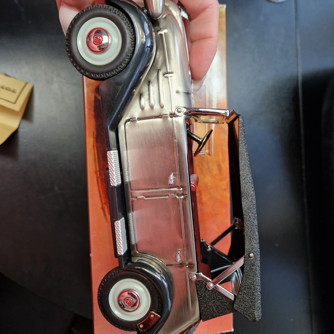 Toyota Phaeton AB Electronic Gas Lighter - 1