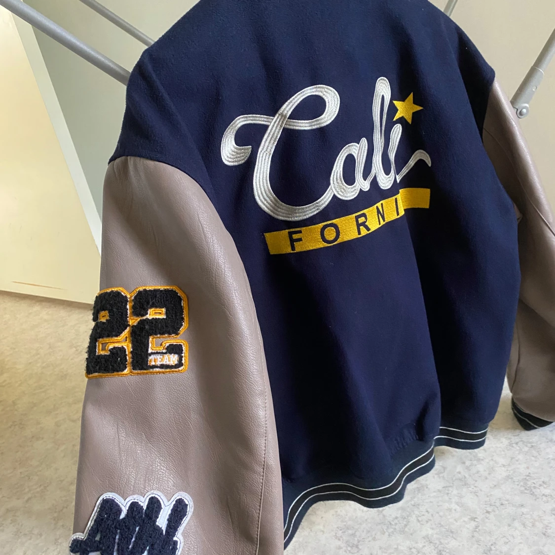 Blå och grå college jacka - 1