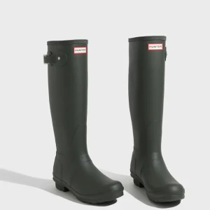 Hunter svarta höga stövlar - Säljer mina hunter stövlar i super fin skick! Inga defekter eller hål. Hör av dig vid minsta fråga!